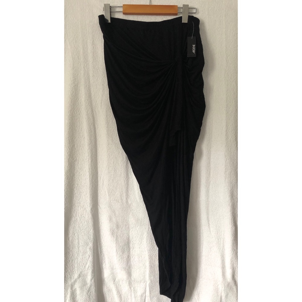 ✨ 3 for $10 ✨ Ardene High-Low Skirt